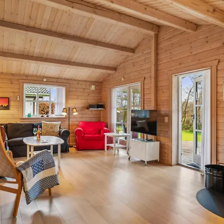 Well-maintained In Cozy Surroundings Close To Casa vacanze Ebeltoft