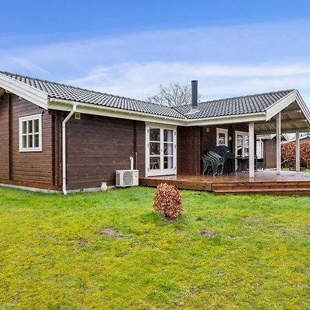 Well-maintained In Cozy Surroundings Close To Ebeltoft, * Эбельтофт